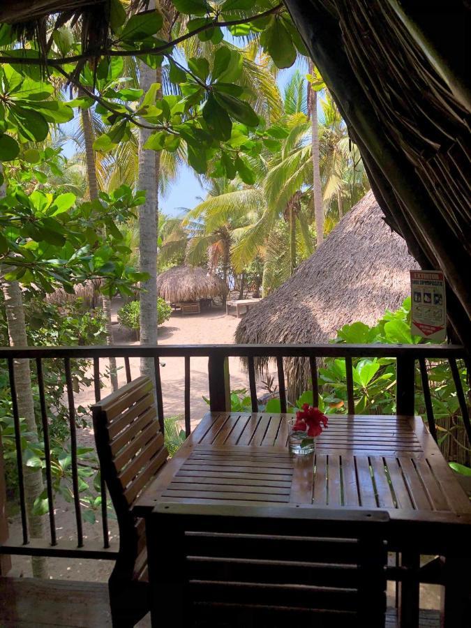 Los Hermanos Beach Hostal Guachaca Exterior photo